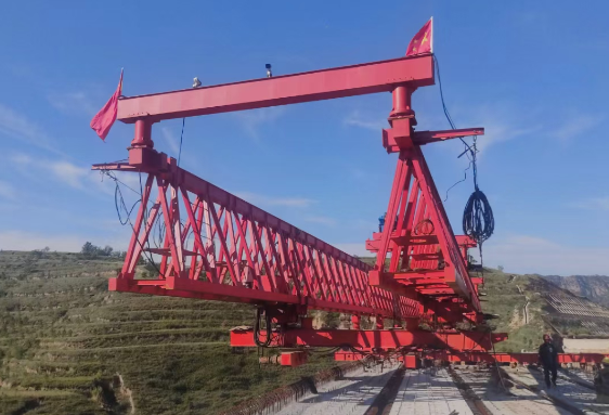 JQJ200T-40M公路架橋機，貴州遵義項目架設完成