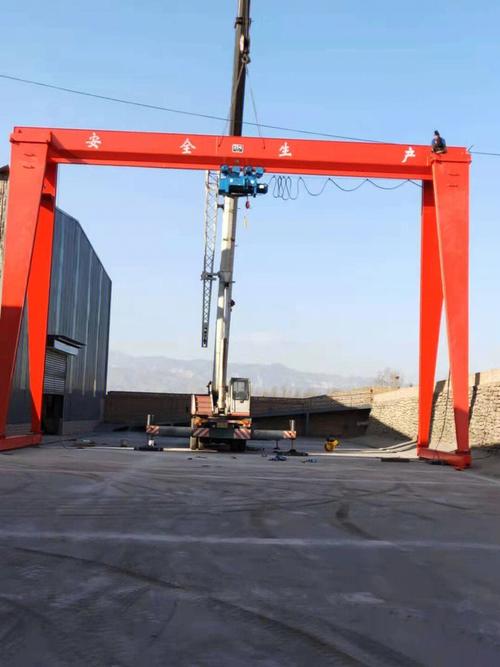 你對(duì)小型龍門吊有什么了解？